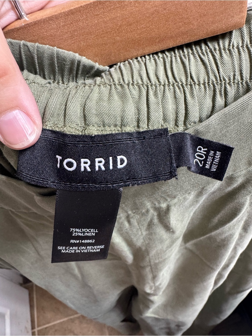 Torrid Olive Green Elastic-Waist Pants - Picture 2 of 2